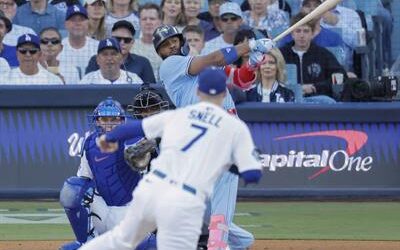 Toronto acaricia la Serie Mundial con Yesavage y Guerrero Jr.