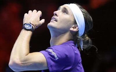 Zverev avanza con paso firme a los cuartos de final en Viena
