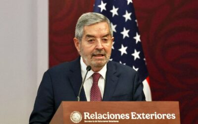 Juan Ramón de la Fuente solicita licencia como titular de SRE por operación