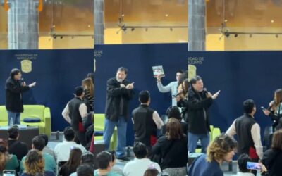 Estudiantes confrontan a Noroña en Universidad de Guanajuato