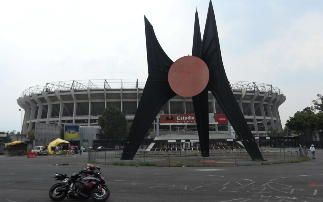 Comerciantes del Azteca ven amenaza en reubicación por Mundial 2026