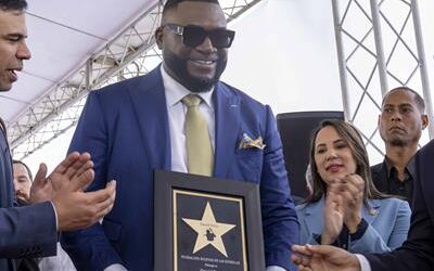 David Ortiz es inmortalizado en el Bulevar de las Estrellas
