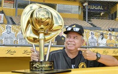 El hit de Félix Fermín que selló victoria 200 de Winston Llenas