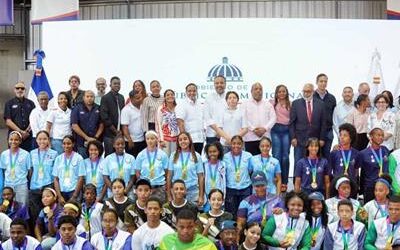 Inefi realiza foro “Impacto del Deporte Escolar en Alto Rendimiento»