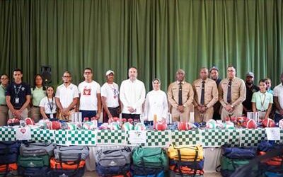 Inefi y Armada fortalecen la educación física en juventud dominicana