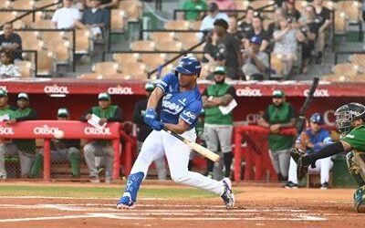 Licey: Con tres dobles de Mejía, los azules ganan
