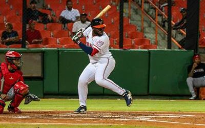 Los Toros cortan racha al Escogido a base de jonrones en el Micheli