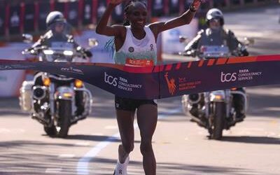 Maratón de Nueva York: los kenianos Kipruto y Obiri ganan la prueba
