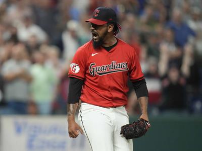 MLB y sus socios anuncian límites para las apuestas sobre pitcheos