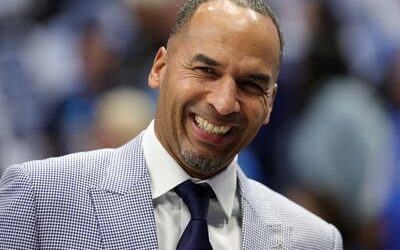 NBA: Mavericks despiden a Nico Harrison, quién traspasó a Doncic