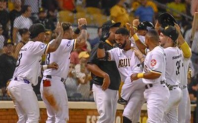 Posiciones: Águilas firmes en primero; Licey escala al tercero