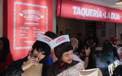 Dua Lipa ‘invita’ a sus fans a comer unos tacos en Ciudad de México