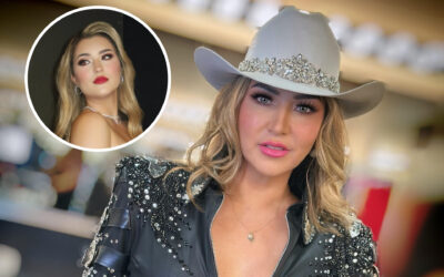 Alicia Villarreal suplica en pleno concierto detener ataques contra su hija Melanie Carmona