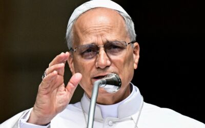 La presidenta Sheinbaum invita al papa León XIV a visitar México