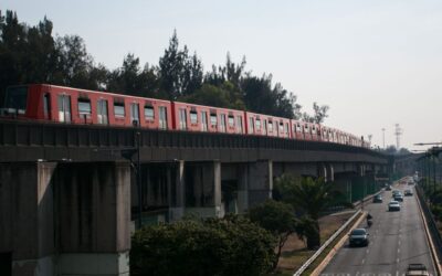 »Efecto dominó» en escaleras deja varios lesionados en Metro Ciudad Deportiva