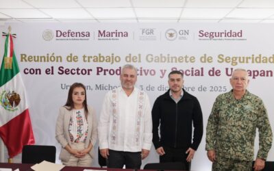 A un mes del homicidio de Manzo, Harfuch regresa a Uruapan y se reúne con alcaldesa