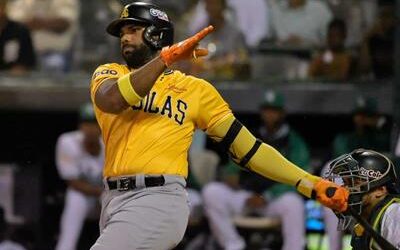 Águilas complican avance de Estrellas al vencerlas 4-3