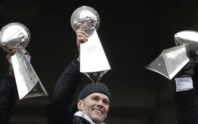 NFL: Tom Brady afirma que podría regresar a la liga