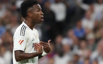 Vinicius cierra su annus horribilis con una sonora pitada en Bernabéu