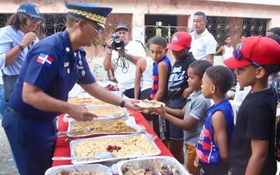 Policía Nacional culmina agenda deportiva con almuerzo