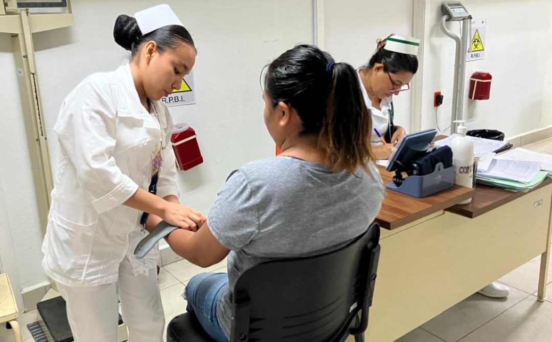 Para acabar con la informalidad: un “puente” de transición al IMSS