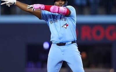 Confirman a Vladimir Guerrero Jr. y Sandy Alcántara para el Clásico