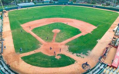 Estadio Quisqueya: Comisión Consultiva sigue su plan de trabajo