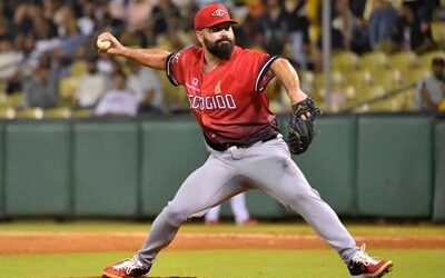 José Urquidy: dice que extranjeros dejan sin empleo a los mexicanos