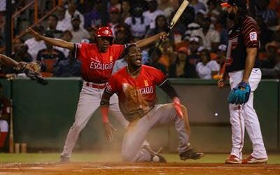 Junior Lake con cinco anillos en Lidom