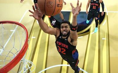 Karl-Anthony Towns tomó 22 rebotes, su total más alto del año