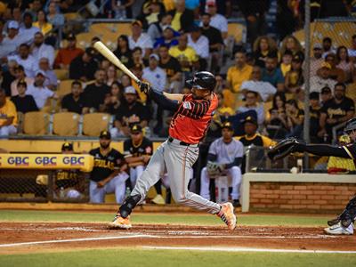 Los Toros ganan en Santiago y se quedan solos en el segundo