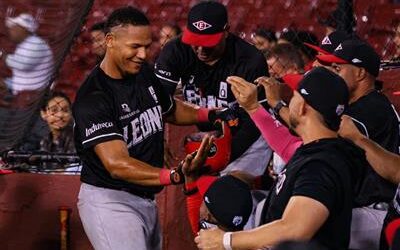 Escogido: blanquea a los Gigantes y se acerca a la final