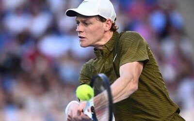 Sinner se mantiene en liza por una tercera corona en Melbourne