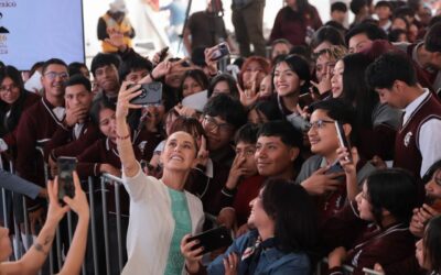 Gobierno reconoce deserción escolar; construirá 100 bachilleratos y abrirá 30,000 lugares más