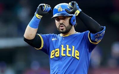 Eugenio Suárez pacta con los Rojos por una campaña y US$15 millones