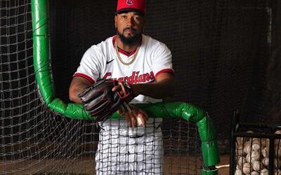 MLB prohíbe a Clase y Ortiz integrarse al Spring Training