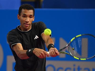 Tenis: De Miñaur y Auger-Aliassime pasan a cuartos ATP de Róterdam