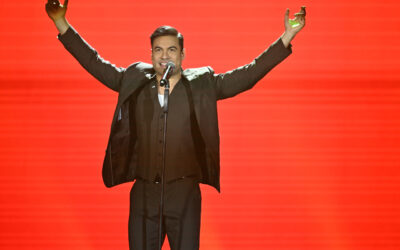 Carlos Rivera le canta a La Laguna,