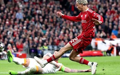 Liverpool supera al Galatasaray, y se cita con el PSG