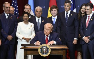 Trump señala a México como epicentro de los cárteles y califica a Sheinbaum como “muy buena persona”