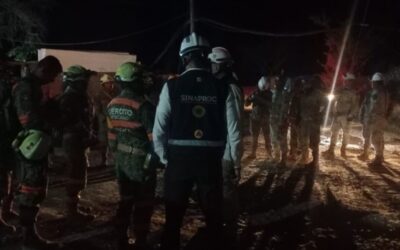 Rescatan a primer minero tras derrumbe en Sinaloa; siguen atrapados otros 3