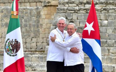La cercanía entre AMLO y Cuba en hechos: donaciones, premios y rechazo al bloqueo de EU