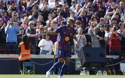 Araújo distancia al Barcelona del Real Madrid antes del derbi