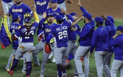 Clásico Mundial de Béisbol: Venezuela avanza a la final ante EE. UU.