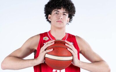 El mexicano Karim López se declara elegible para la NBA