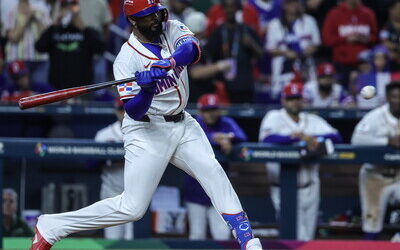 El relevo y el arsenal ofensivo compensaron pobre salida de Sánchez