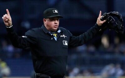 Erick Aybar, Geraldo Perdomo y el árbitro robot que viene