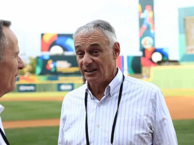 Rob Manfred: “Si un estadio no es grande, no puede estar en el CMB»