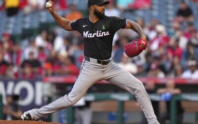 Sandy Alcántara poncha a Juan Soto dos veces