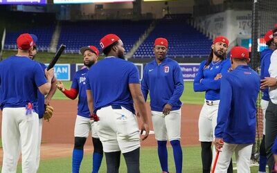 Una Dominicana blindada de pie a cabeza inicia ruta al Clásico Mundial